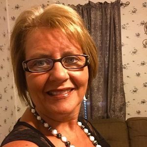 Meet your Posher, Dianna